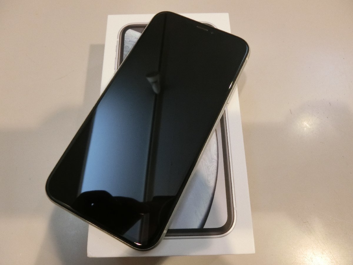 g1044304022.10
