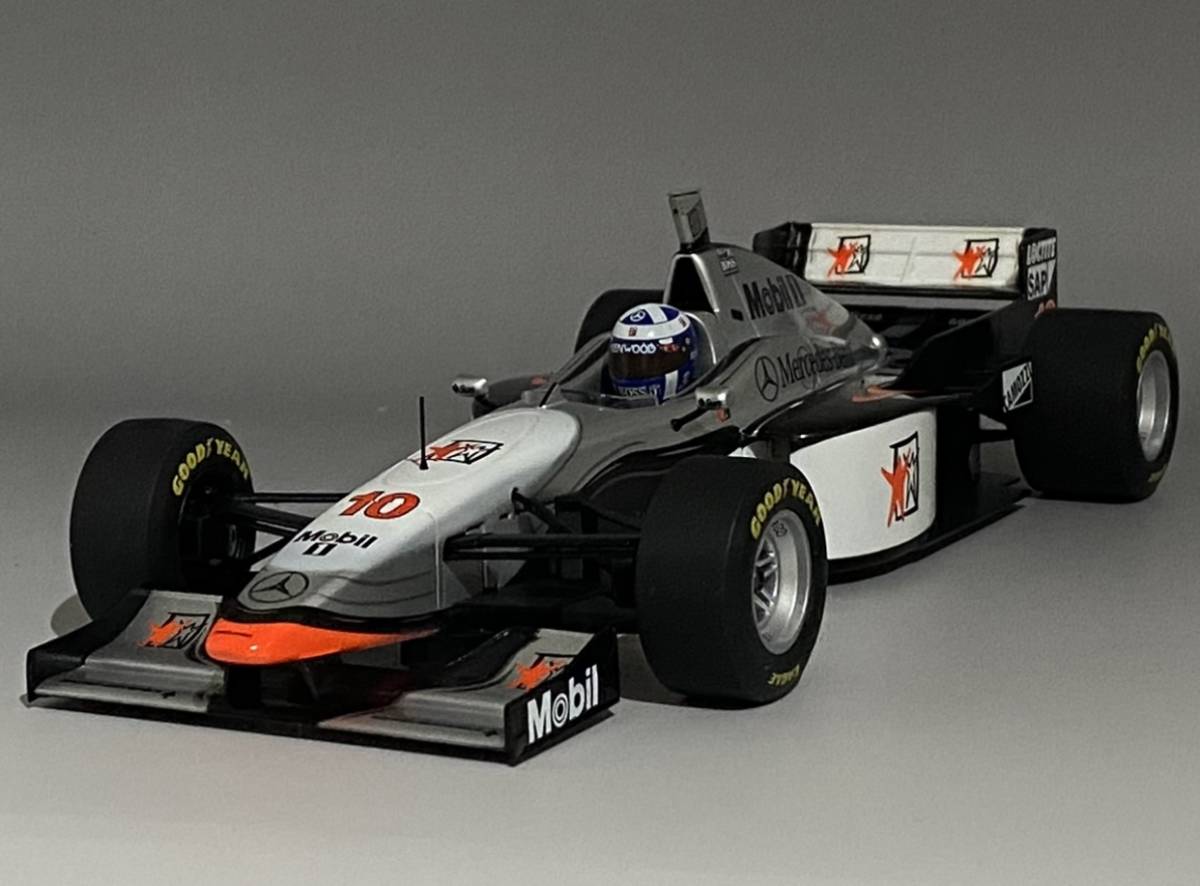 Minichamps F1 McLaren Mercedes MP4/14 David Coulthard - 1/43 - Modélisme