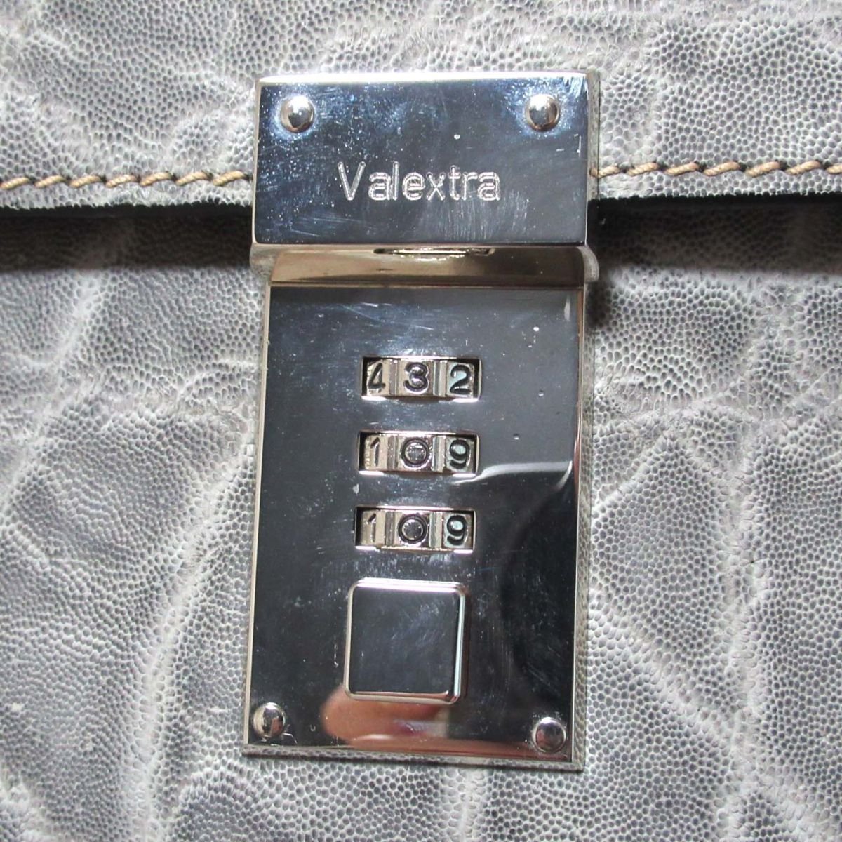 ほぼ美品 Valextra ヴァレクストラ エレファントレザー ブリーフケース 