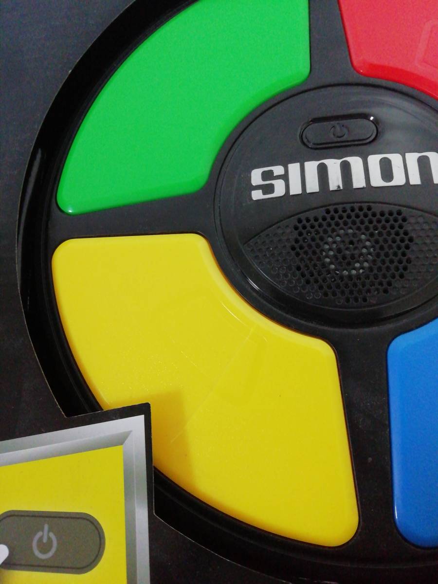 SIMON ゲーム おもちゃ 電子メモリ 光と音を記録するゲーム 脳トレ【訳 