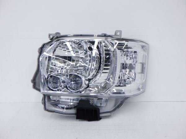  2026646 ハイエース/レジアスエース ワイドボディ車 H200系 後期4型5型6型 左ライト LED KOITO 26-137(ヘッドライト)｜売買されたオークション情報、yahooの商品情報をアーカイブ公開 - オークファン トヨタ用