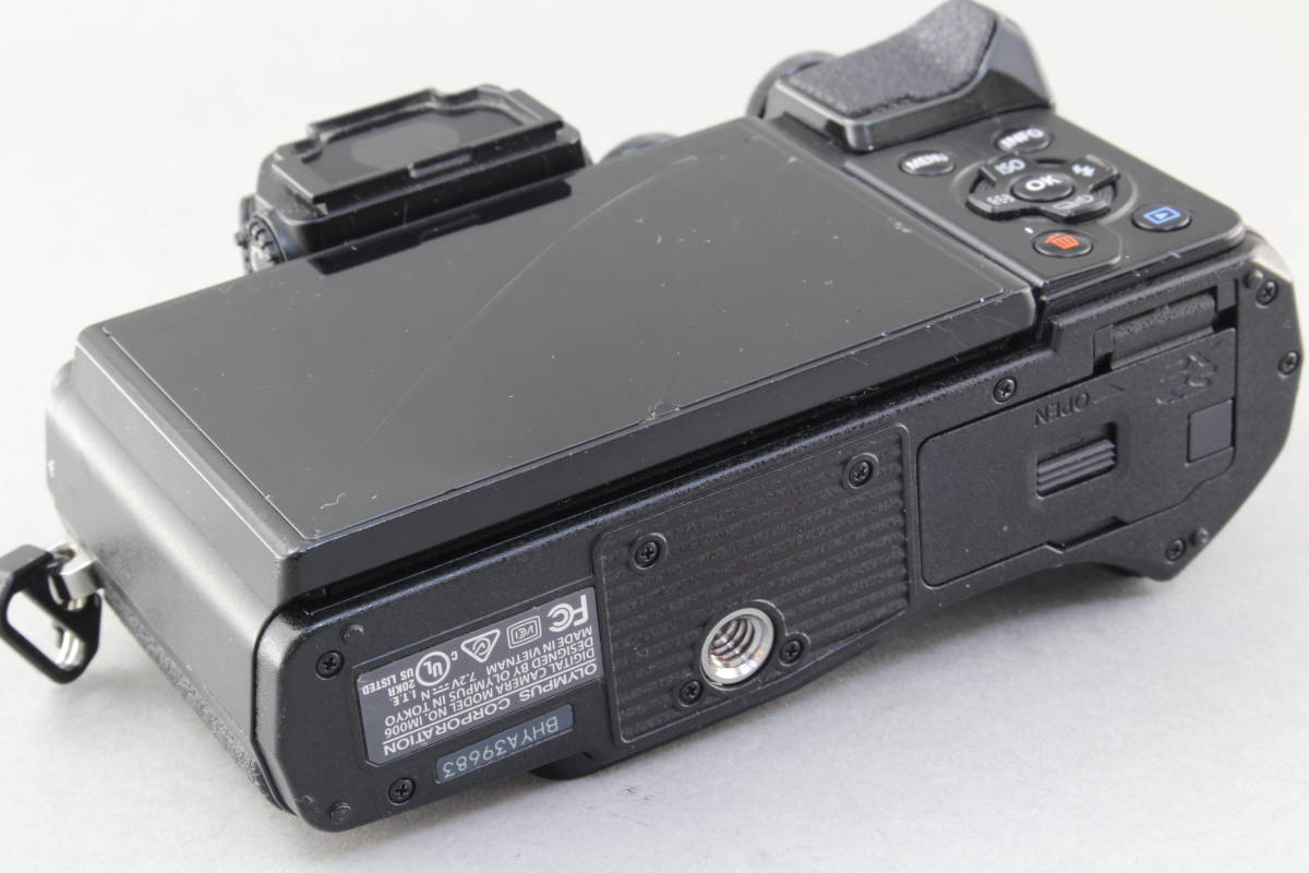 D (ジャンク) OLYMPUS オリンパス OM-D E-M10 Mark III ボディ 返品不可