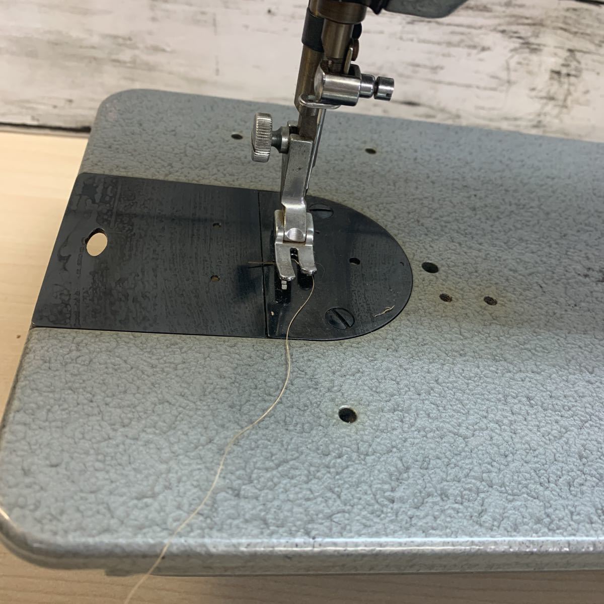 中古品】SINGER シンガー ミシン 188U 職業用ミシン アンティーク 手芸 