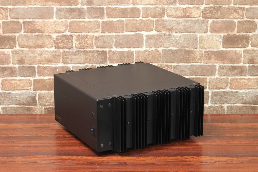 BOULDER 500AE STEREO POWER AMPLIFIER 150W+150W 8Ω / ボルダー