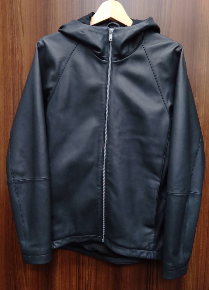 【美品】Theory セオリー BYRN L レザーパーカー 羊革 黒 S メンズ 【美品】Theory セオリー BYRN L レザーパーカー 羊革 黒 S