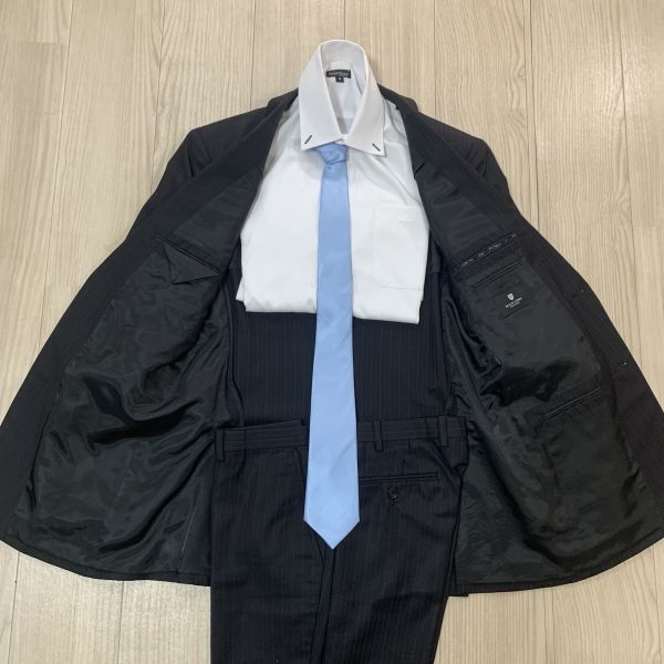 ブラックレーベル★クレストブリッジ【BLACK LABEL】 42L（XL程度） ダークネイビー ストライプ 紺 スーツ バーバリー メンズ セットアップ