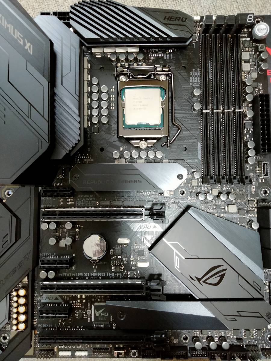 CPU+マザボ+メモリのセット][美品] i7 9700k + asus z390 Maximus xi 