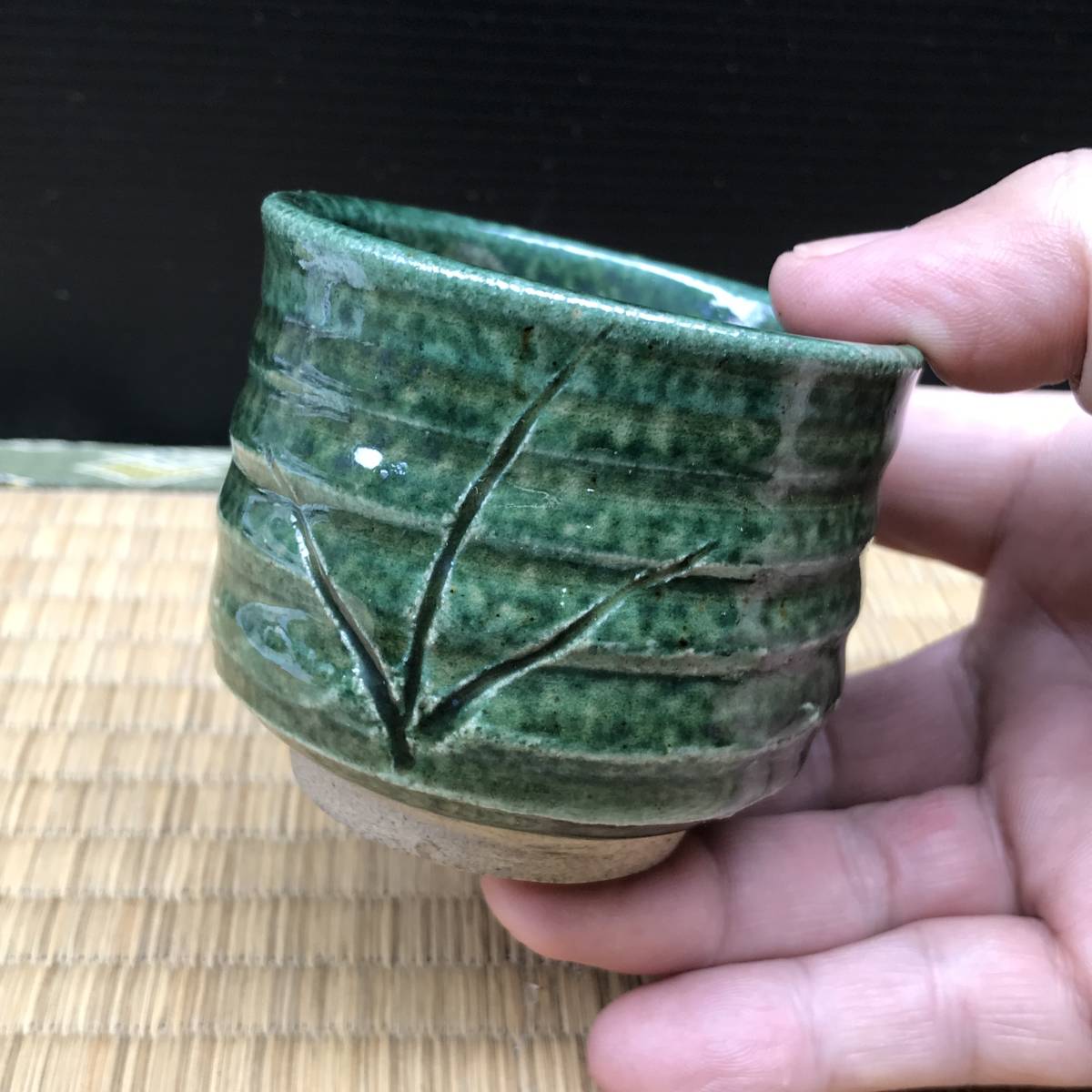 古伊万里 染付 金彩 色絵 月夜に十二単衣の女性図 輪花 22cm 中皿 江戸