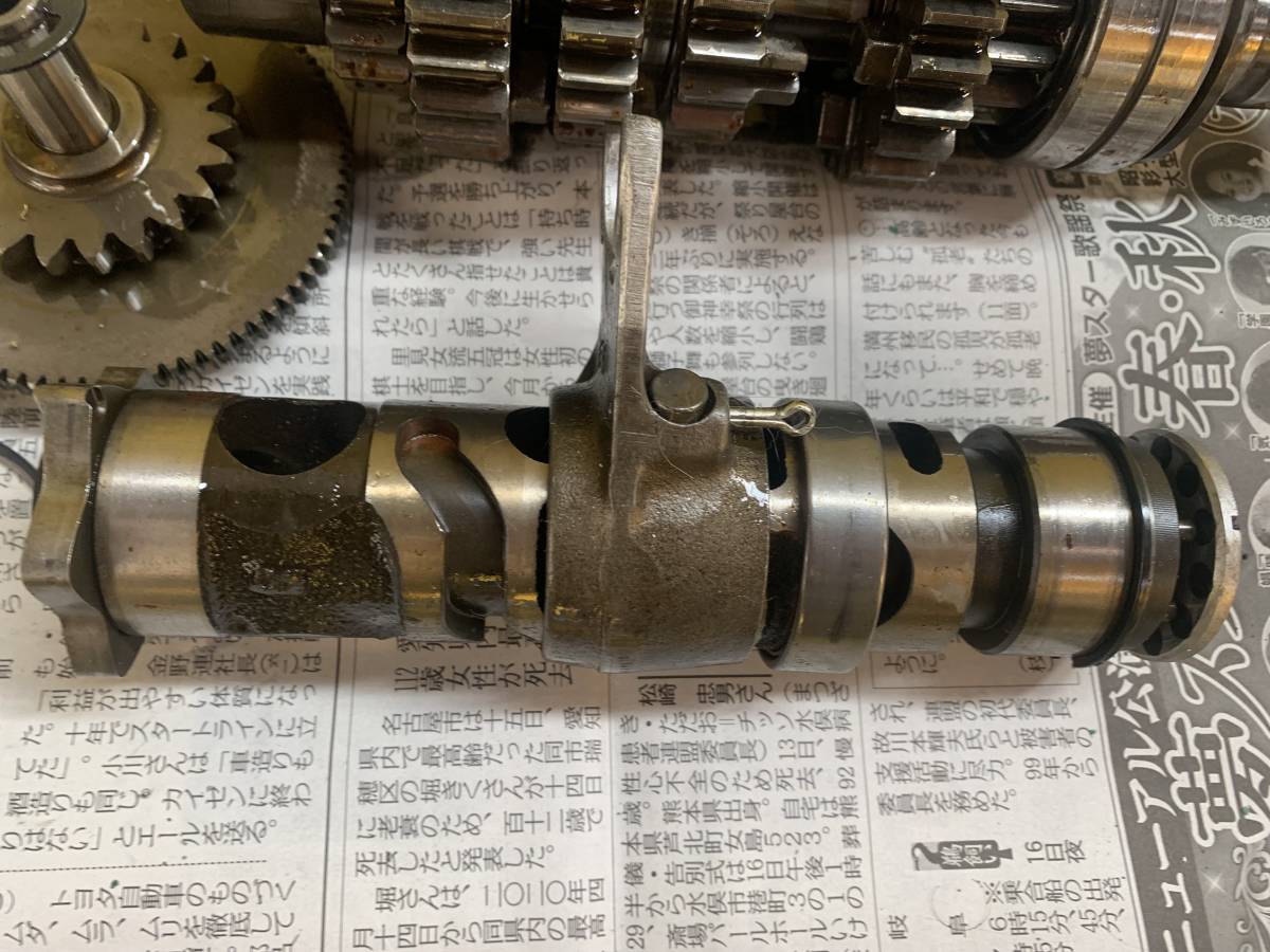 カワサキ ゼファー400 純正 ミッション セット 中古品 GPZ400F 2