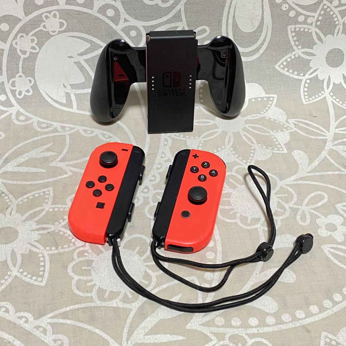  1円 Nintendo Switch Joy-Con ネオンレッド LR セット ストラップ グリップ 任天堂 ニンテンドースイッチ ジョイコン(ニンテンドースイッチアクセサリー)｜売買されたオークション情報、yahooの商品 ニンテンドースイッチアクセサリー