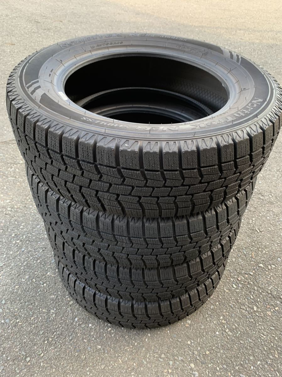 AUTOBACS N3i 中古スタッドレス 冬タイヤ4本セット185/65R15 88Q バリ溝 オートバックス 185&frasl;65R15 スタッドレス ノース NORTHTREK 82Q