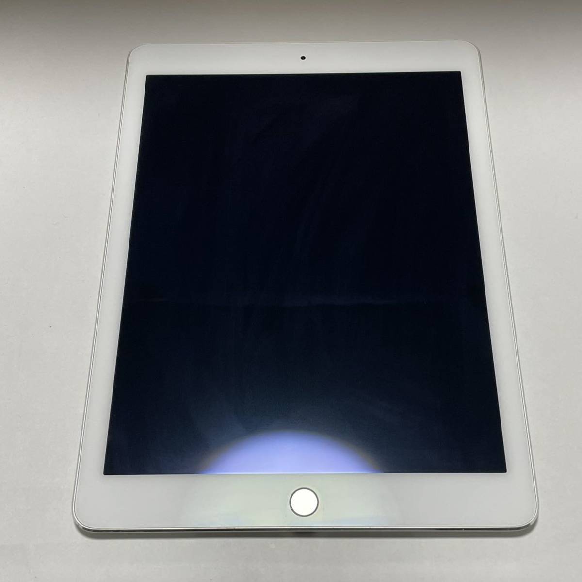 iPad air2 64GB WIFIモデル バッテリー95% おまけ付き