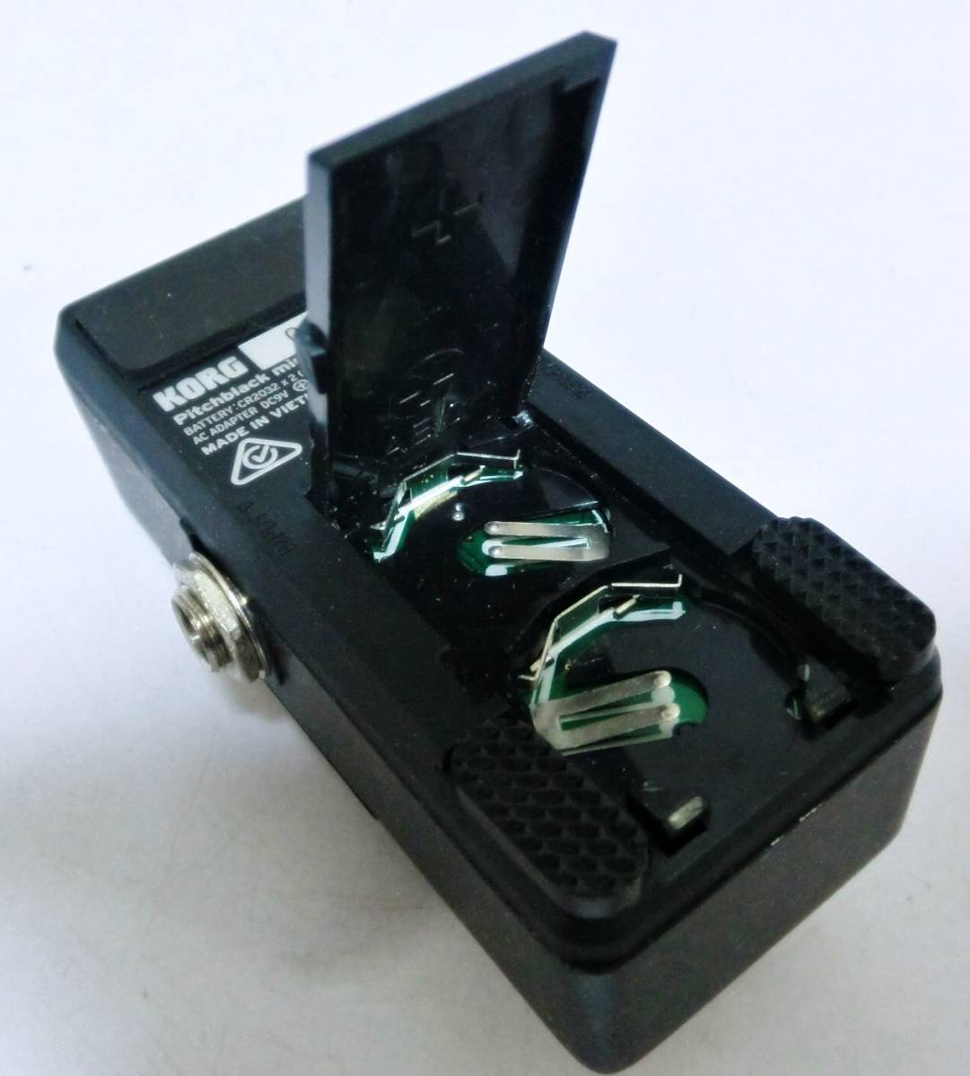 ギターチューナー pitchblack mini ペダル korgチューナー Pitchblack