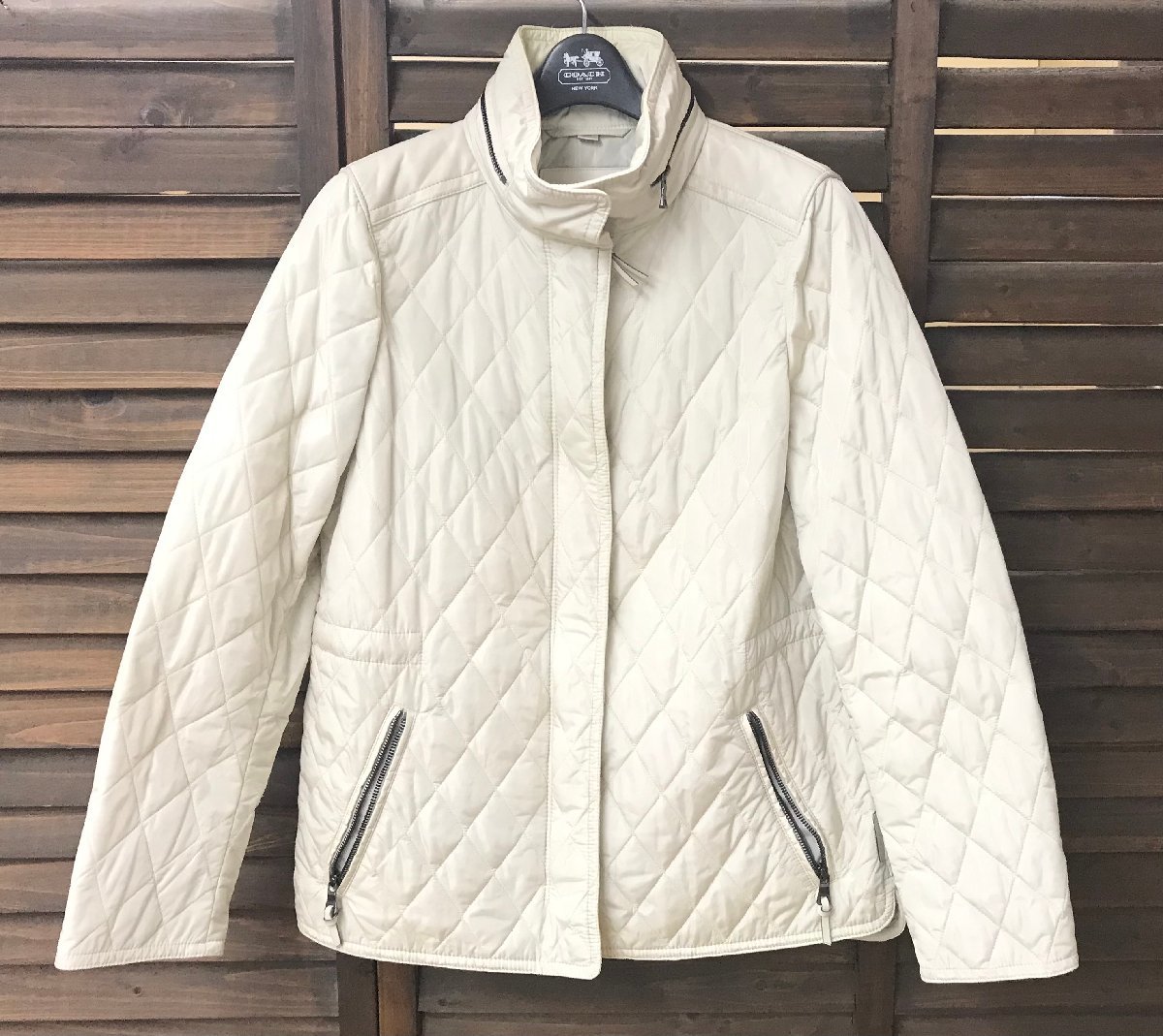 COACH コーチ キルティングジャケット オフホワイト Mサイズ ナイロン ポリエステル テーラーバッグ＆ハンガー付き レディース アウター