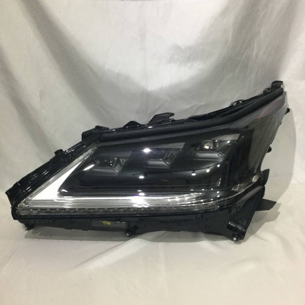 大得価，SALE C5 レクサス LEXUS / LX570 URJ201W 純正 左ヘッドライト LED / KOITO 60-222 / 打刻：83(ヘッドライト)｜売買されたオークション情報、yahooの商品情報をアーカイブ公開 - オークファン レクサス用