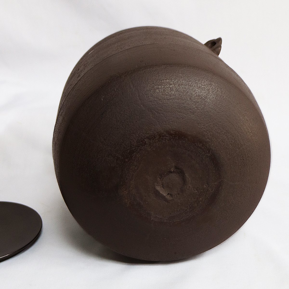 茶道具】釜師 初代畠春斎 矢筈釜 工芸品 鉄製 【公式通販】