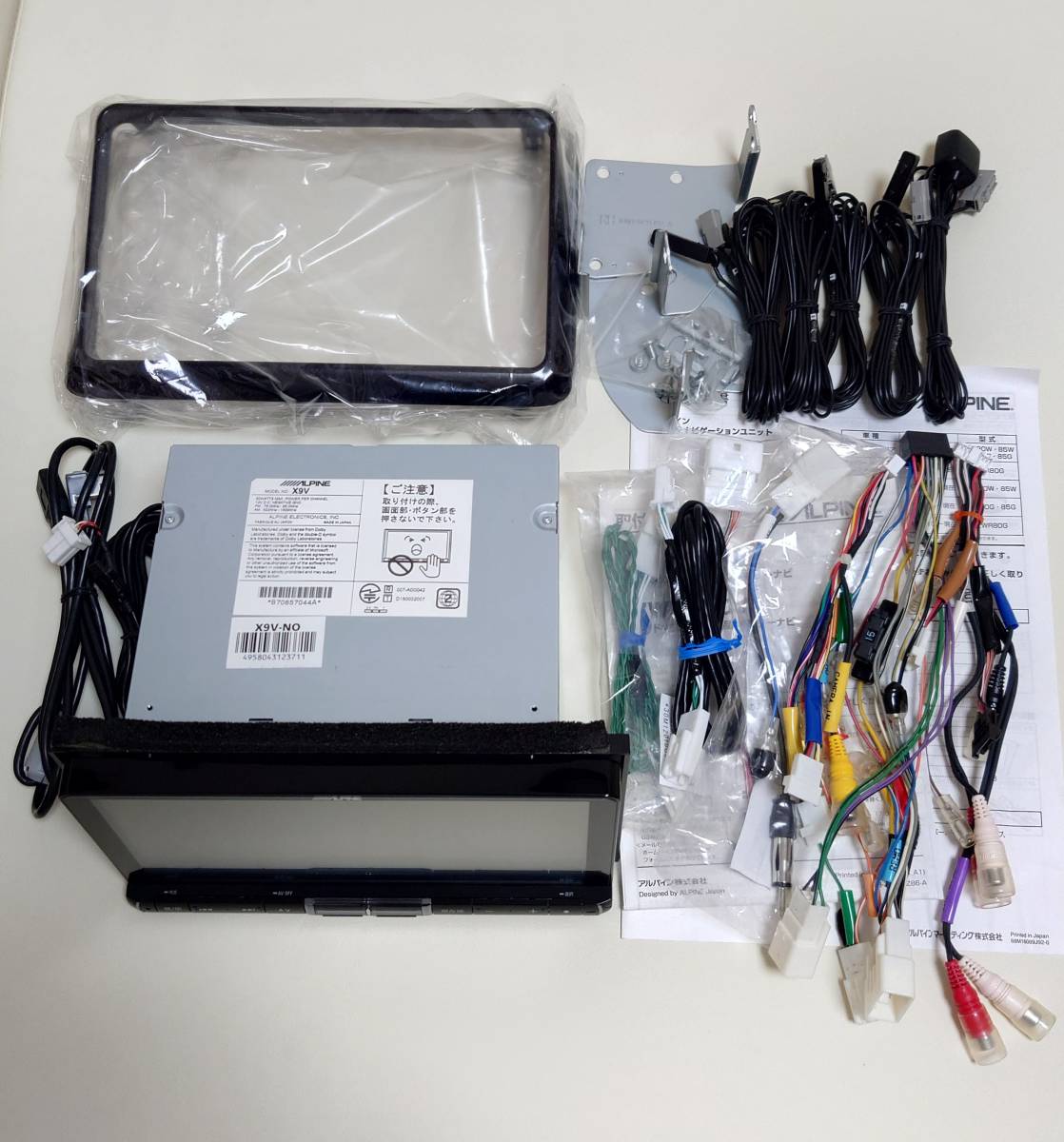 車 ALPINE X9V カーナビ 地デジ Bluetooth 動作OK