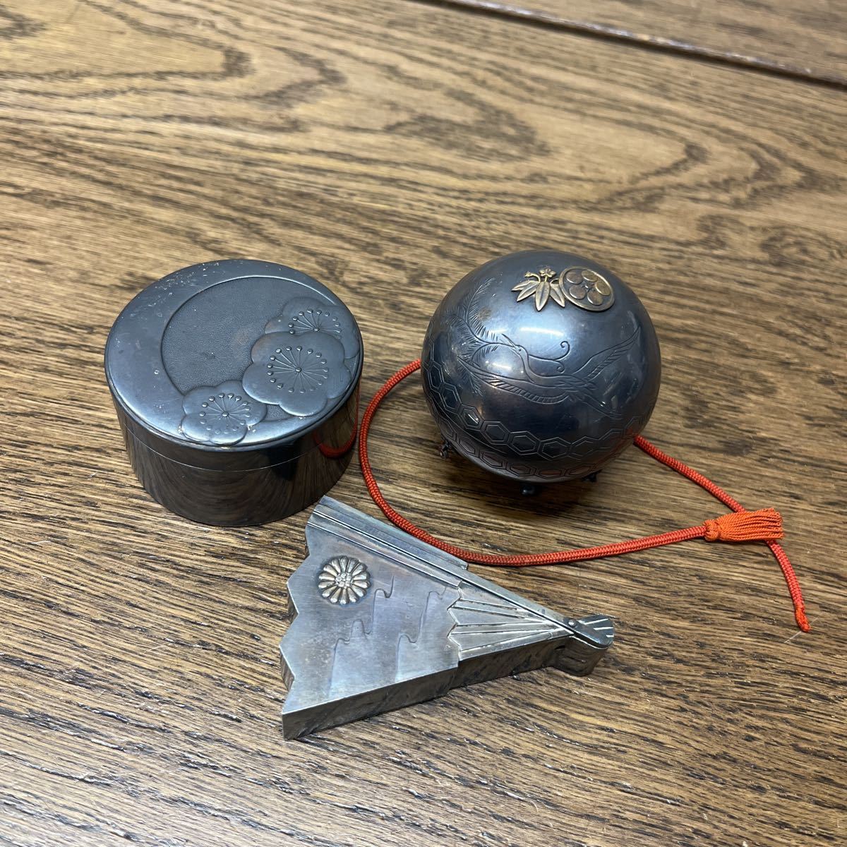 ボンボニエール 菓子器 緑和堂 純銀製小箱 ｜骨董品買取 ボンボ