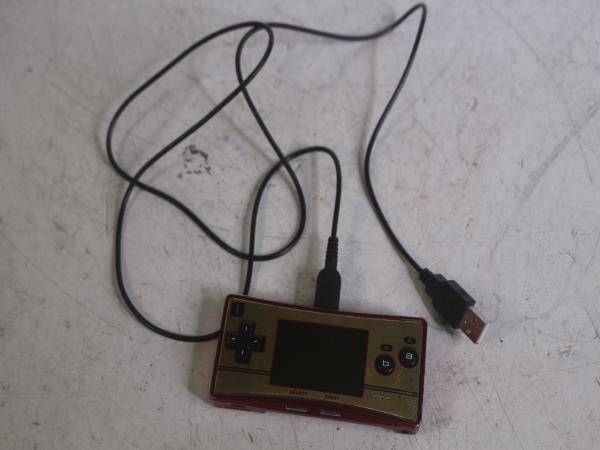 【お得，お買い得】 K12056 ゲームボーイミクロ OXY-001 ファミコンバージョン(本体)｜売買されたオークション情報、yahooの商品情報をアーカイブ公開 - オークファン 本体