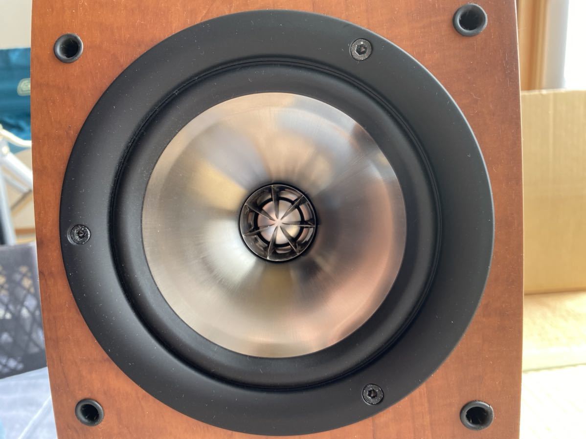 格安，人気セール KEF iQ60c 同軸センタースピーカーと、TAOC TITe-46PIN鋳鉄インシュレーター