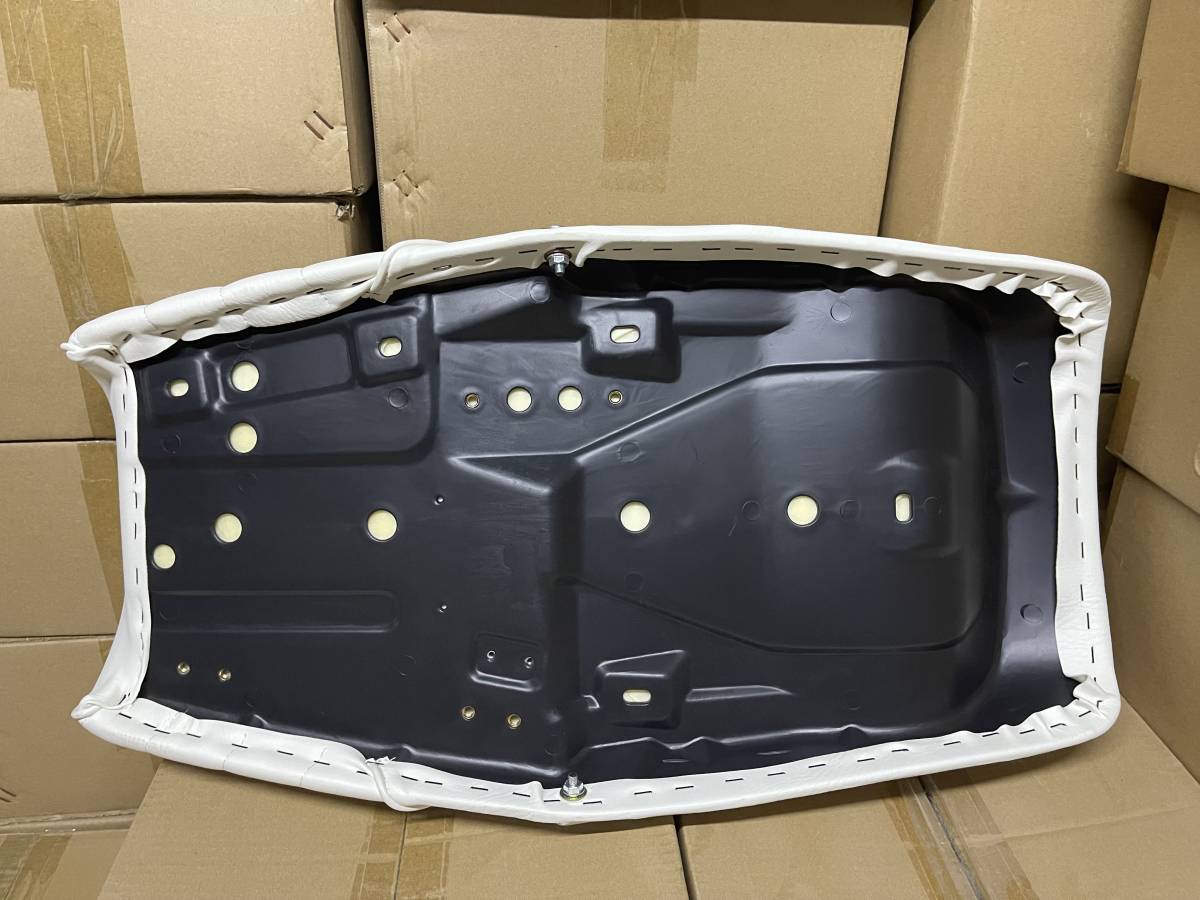 Z650ザッパー 白皮 タックロールシート / KZ650イノウエ BEET 