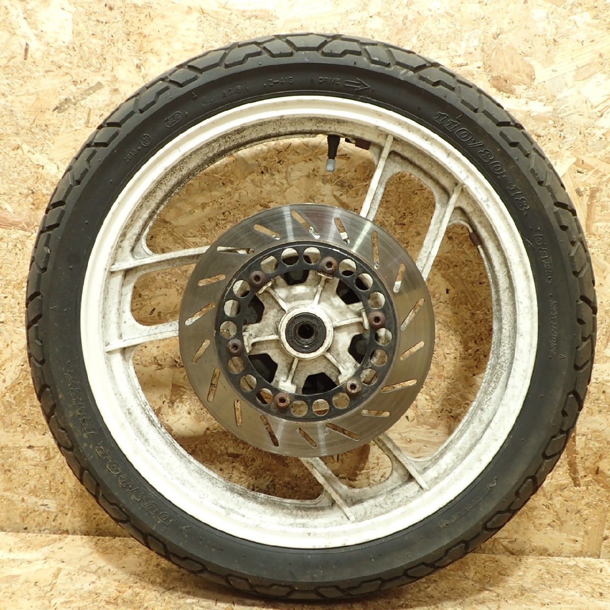 RZ250RR 29L フロントホイール 18×2.15 検(TZR TDR 250 R1-Z 低走行