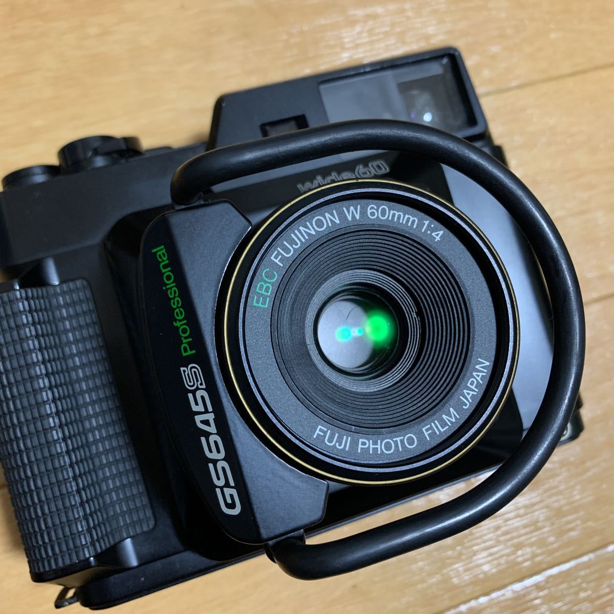 Fujica GS645 Professional - A 6x45 Rangefinder Review - By