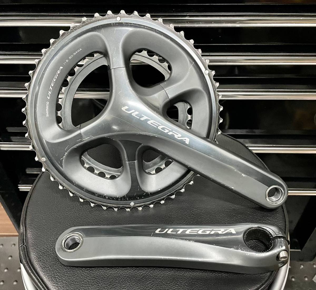 DURA-ACE FC-7400 クランクBBセット中古