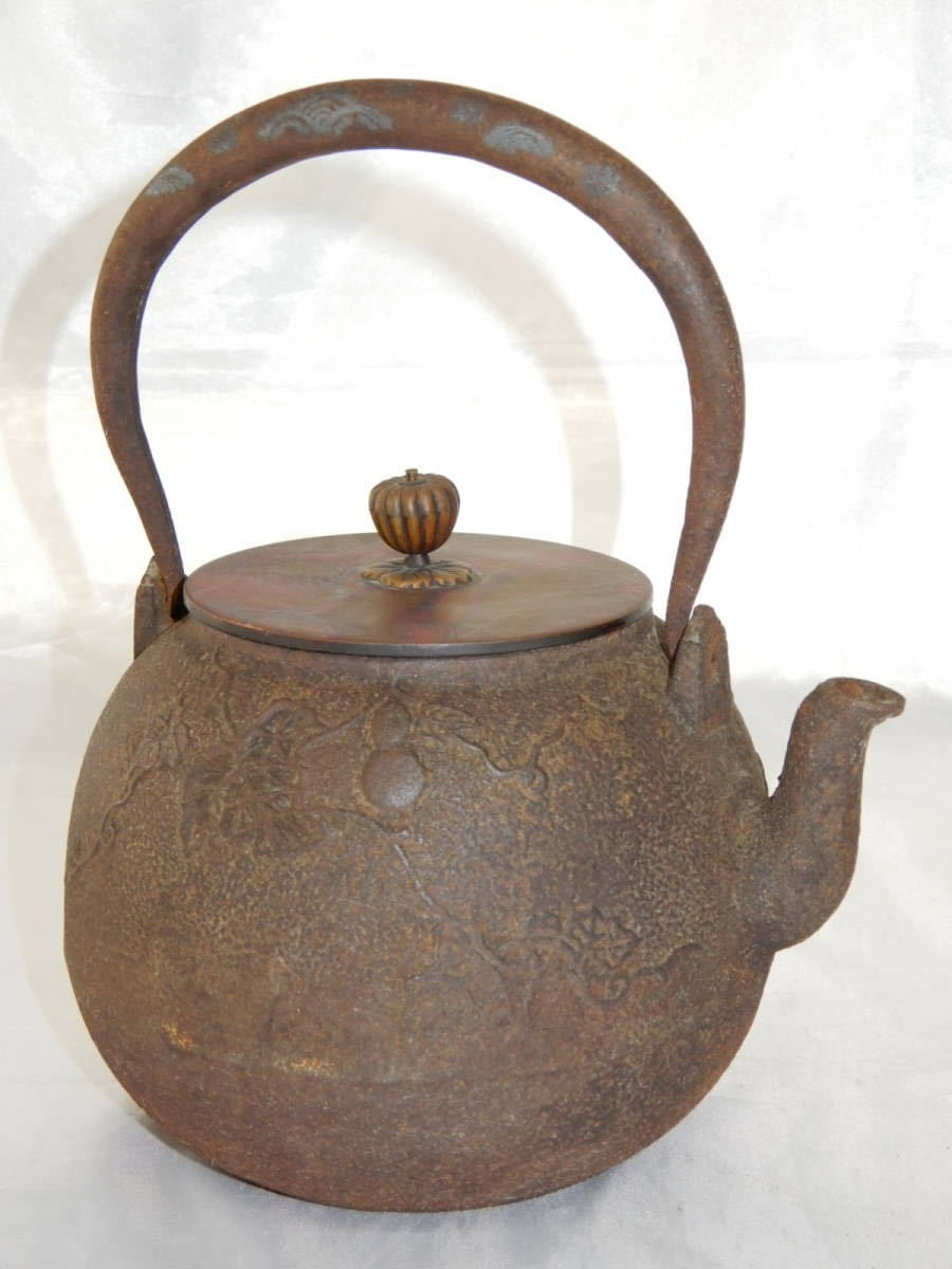 萬龍堂/龍文堂造 鉄瓶 在銘 瓢箪図/波図 茶道具 煎茶道具 口径9.8㎝ 高
