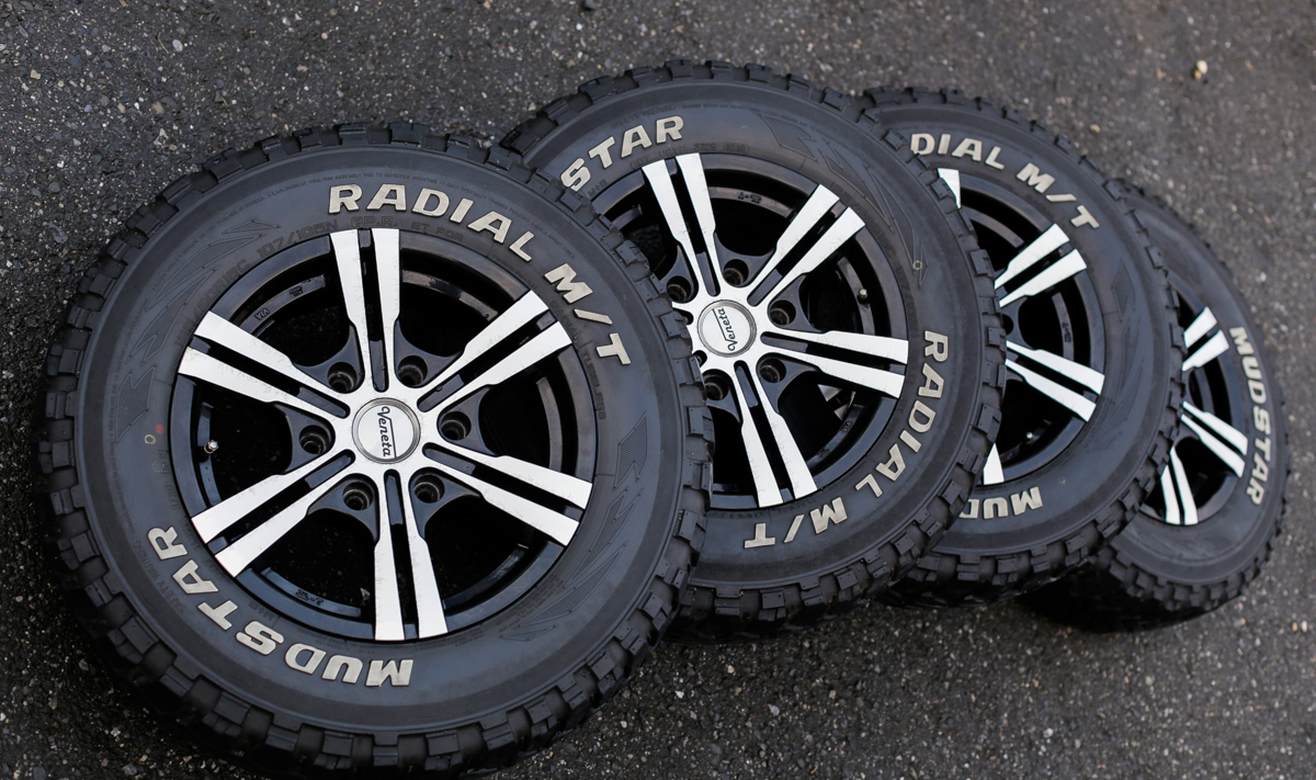 MUDSTAR M⁄T RADIAL 195⁄80R15 107⁄105N WL | : White Guinea Ubuy