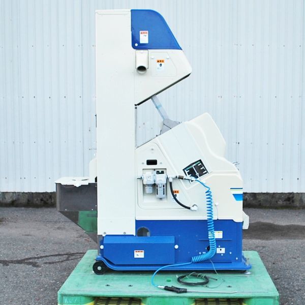 新潟 サタケ 色彩 選別機 ピカ選 FGS-2000 三相200V 50Hz 倉庫保管 色 