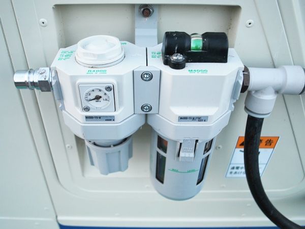 新潟 サタケ 色彩 選別機 ピカ選 FGS-2000 三相200V 50Hz 倉庫保管 色 