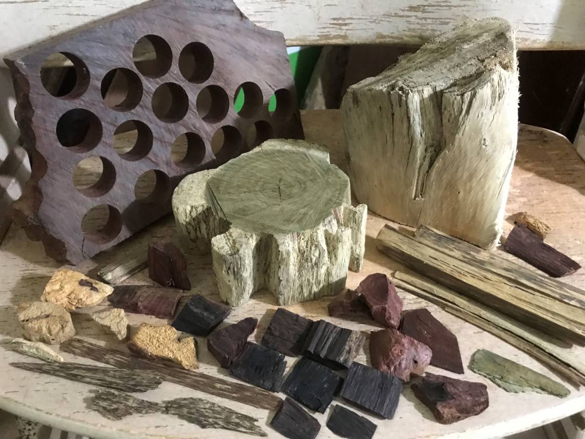 ☆カンボジア産 香木各種 計８８８ｇ 天然カンボジア産 香木 １００％天然保証☆