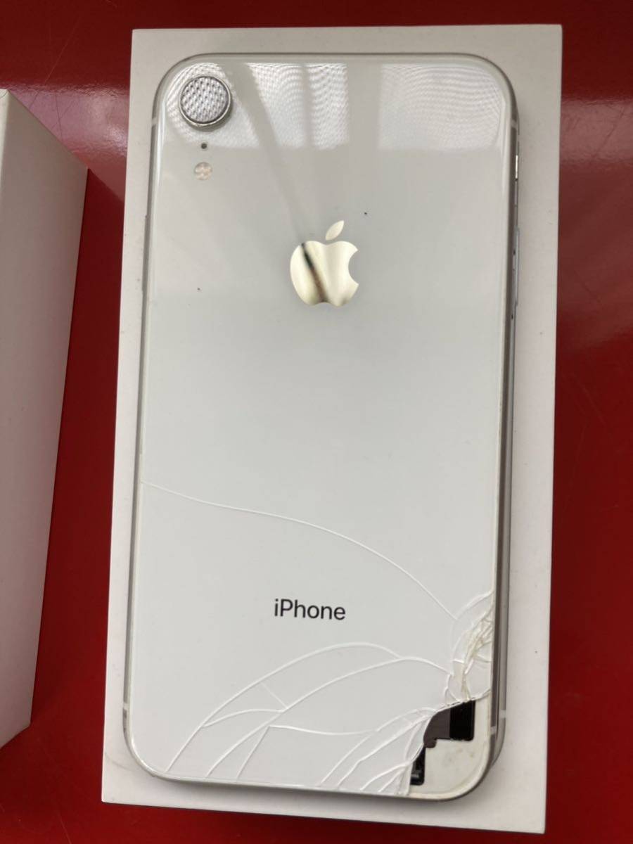 iPhone XR 64GB 使えますがジャンク扱いで修理して XR 64GB ジャンク XS