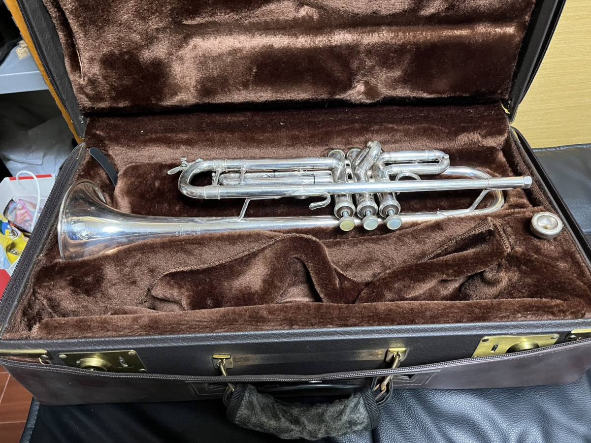 bach トランペットシルバーメッキ　b♭178130番号　マースピースおまけバック６ｃ