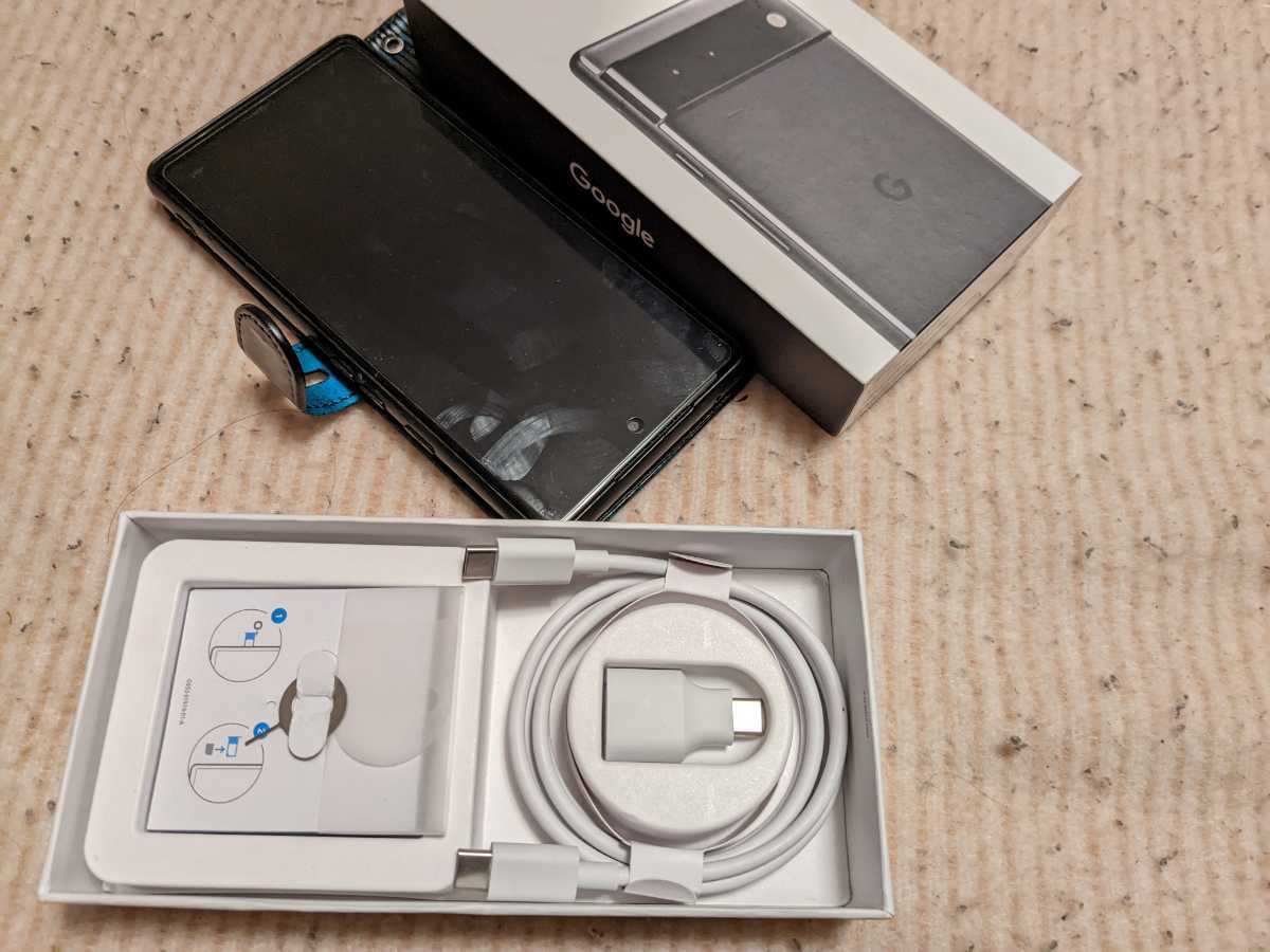 グーグル　ピクセル6本体　美品　SIMフリー ジェットブラック 付属品 ＋　手帳型カバー＆ガラス系画面カバー