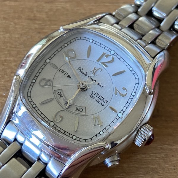CITIZEN シチズン H330 T007953 エコドライブ Eco Drive 電波ソーラー XC クロスシー 稼働 シルバーカラー レディース 時計