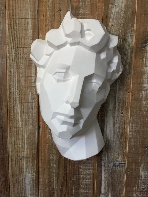 石膏製彫刻 人物像 約15cm着払いでお願いします。 石膏製彫刻 人物像 約15cm着払いでお願いします。 - メルカリ