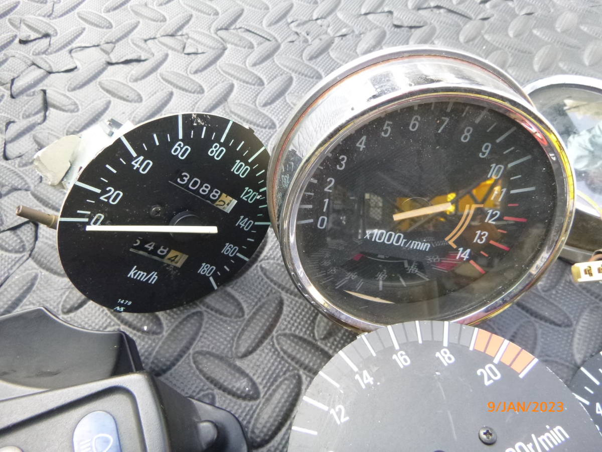 ZRX400 後期 ゼファーΧ バリオスIIゼファー400 メーター ASSY メッキ