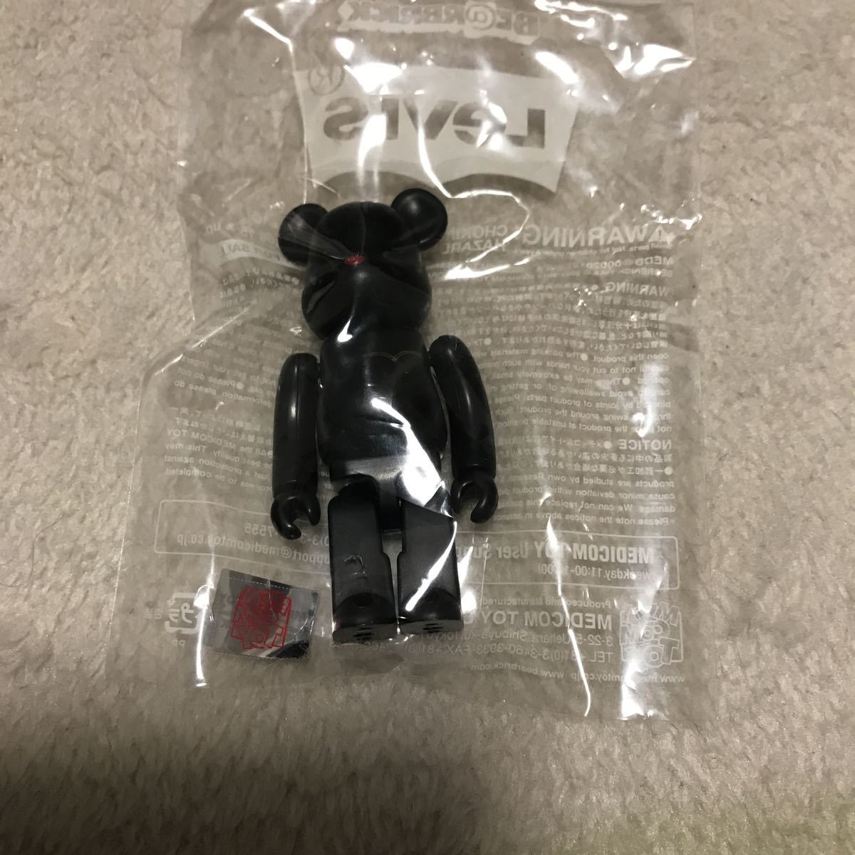 BE@RBRICK リーバイス　100% 未開封