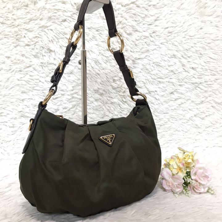 極美品 プラダ ワンショルダーバッグ 三角ロゴ ゴールド金具 肩掛け