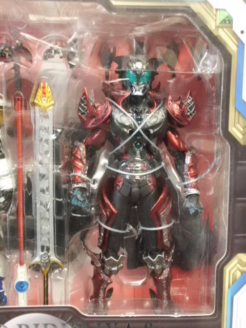 S.I.C. VOL.54 仮面ライダーイクサ & 仮面ライダーダークキバ 未開封品