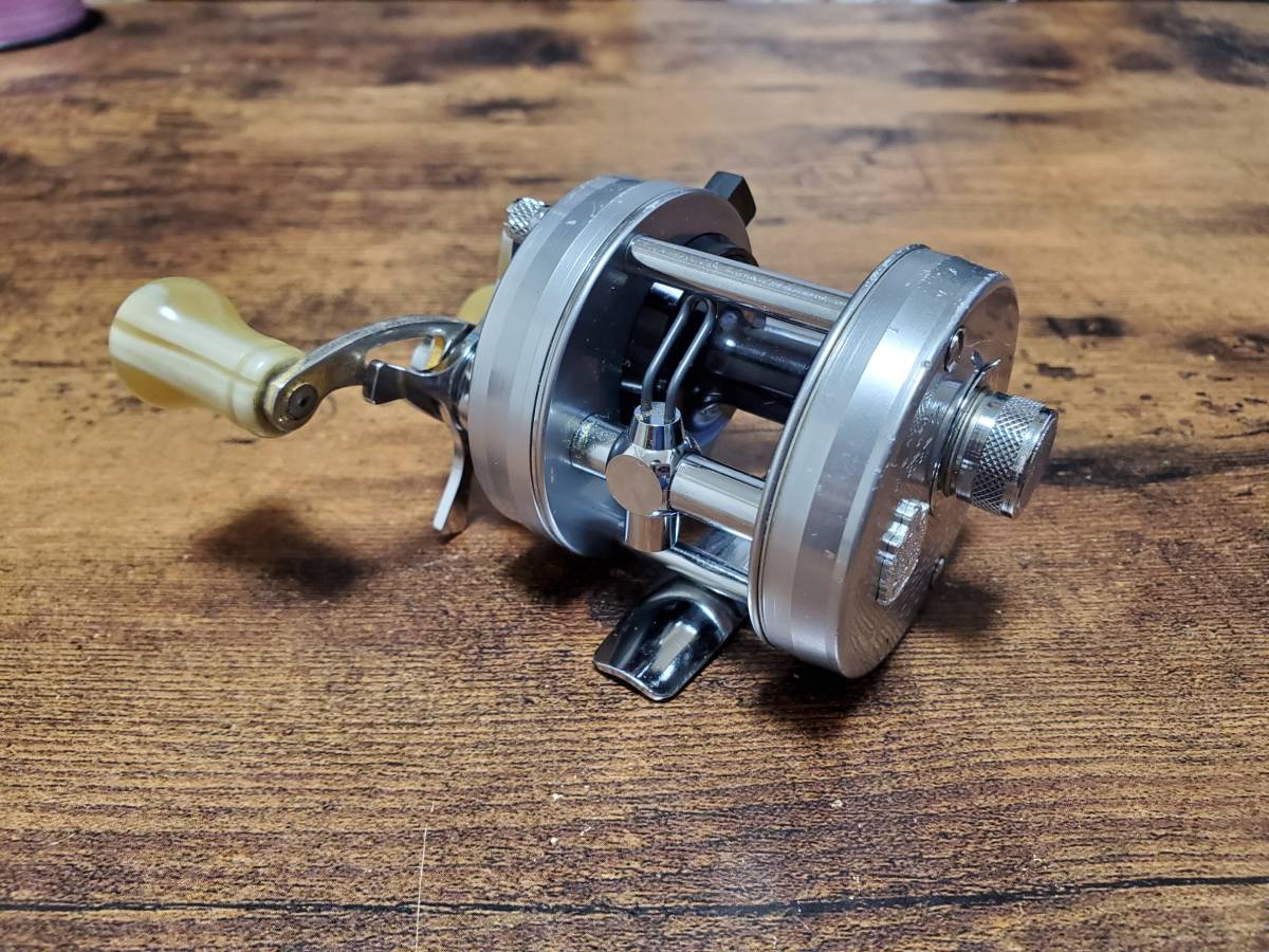 Abu アンバサダー　1500c アベイル　渓流カスタム アブガルシア アンバサダー1500c アベイルカスタム 渓流 ベイト