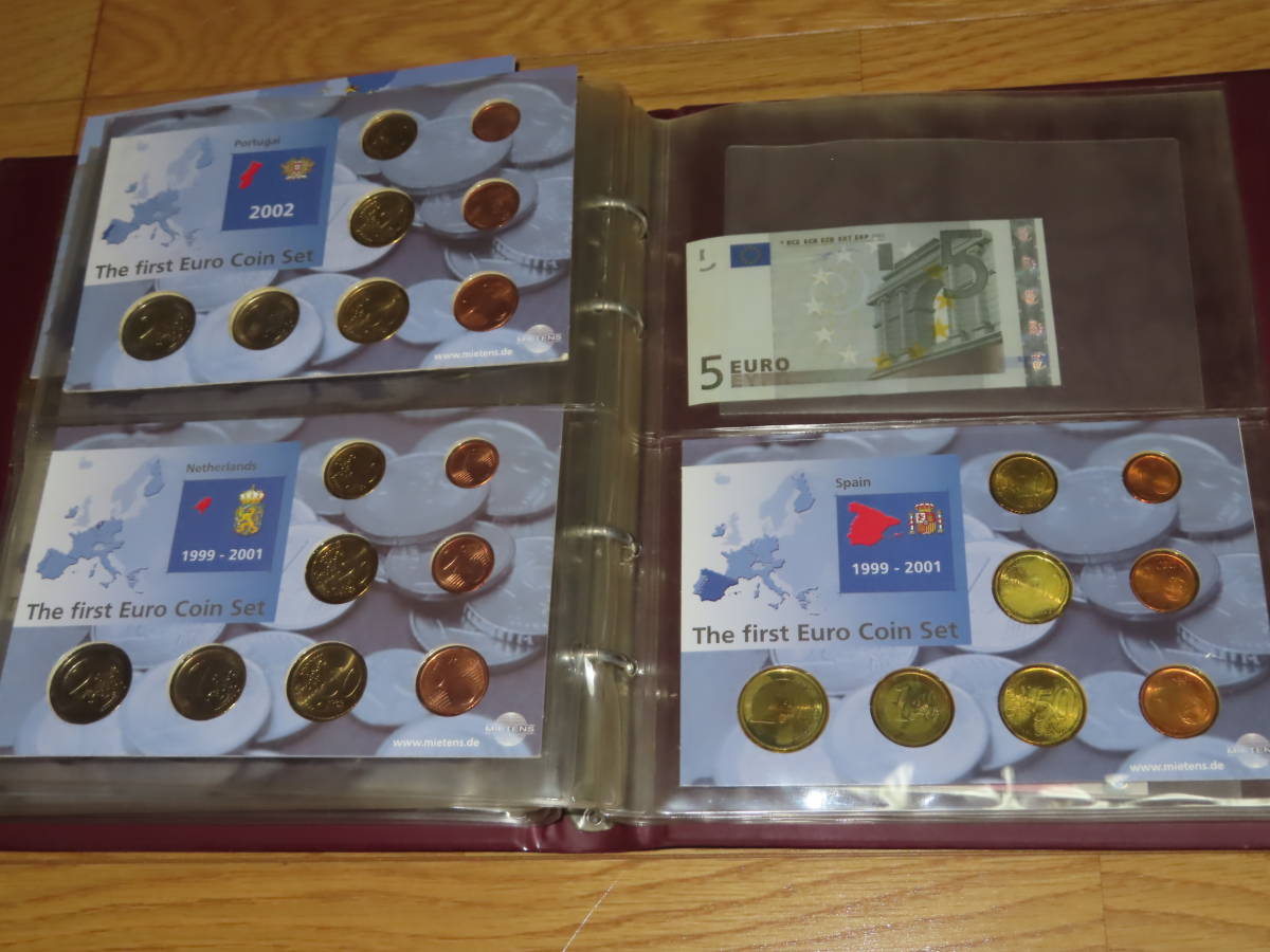 2002年 ユーロ特別アルバム 各種貨幣及紙幣セット ユーロコインと2種 