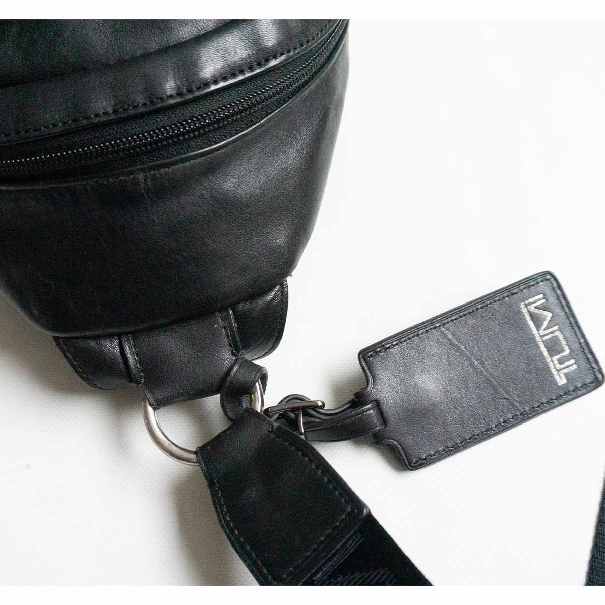美品】 TUMI トゥミ 【68618/CENTRO 「ムラーノ」レザースリングバッグ 