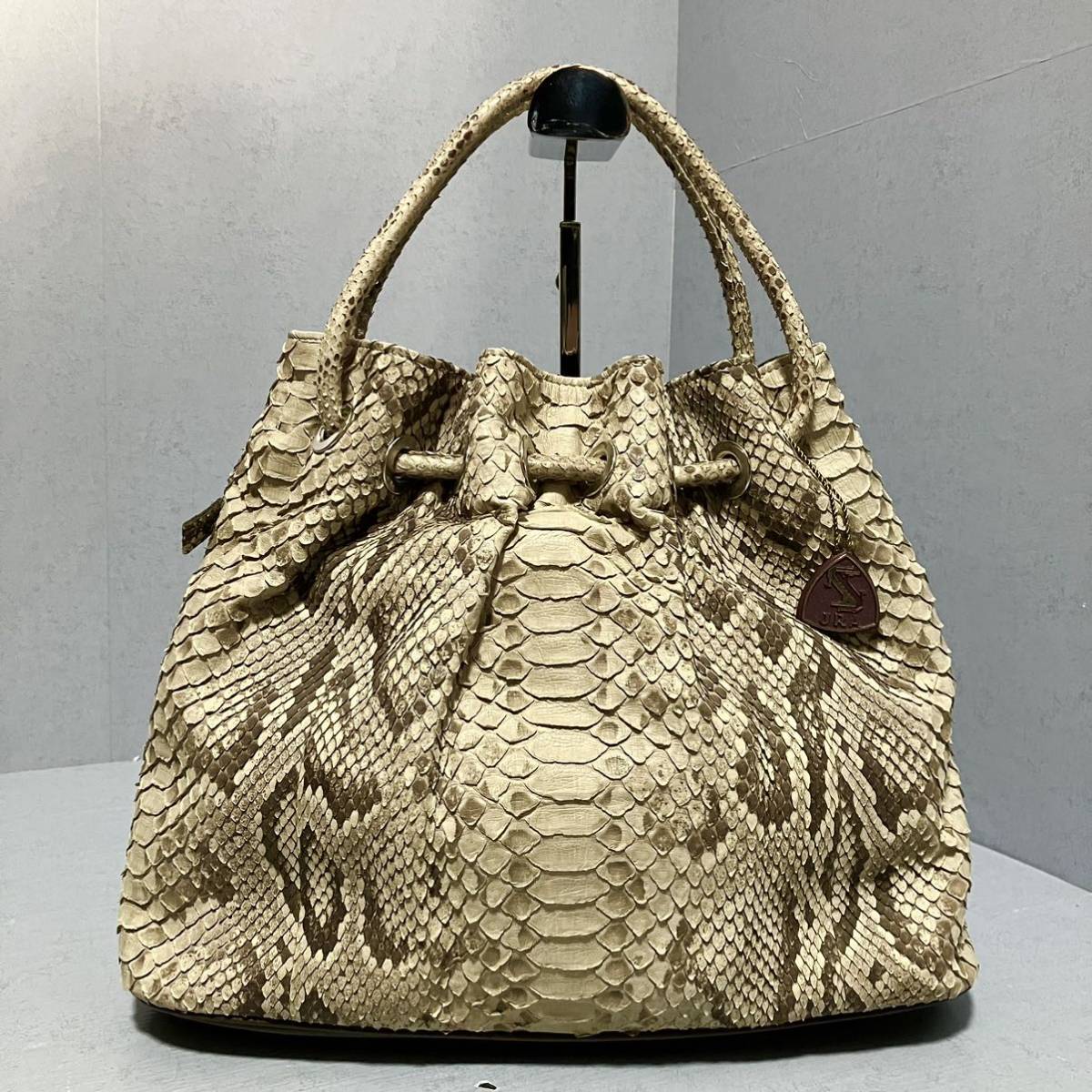 未使用　ラルフローレン　パイソン　ベージュ ハンドバッグ 未使用 ラルフローレン パイソン ベージュ ハンドバッグ 未使用ラルフ