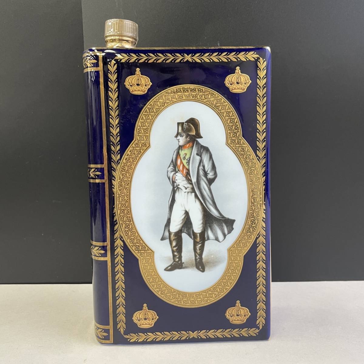 E261299(021)-601/HY3000 酒 CAMUS NAPOLEON COGNAC カミュ ナポレオン