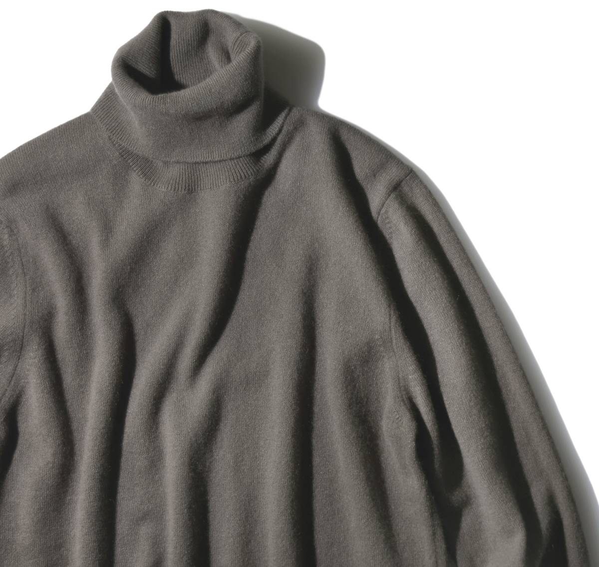 14，3万【malo マロ(上級コレクション) 新品】◇最高峰カシミア100 