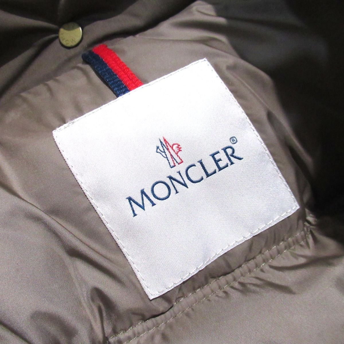 美品 MONCLER モンクレール MONTSERRAT モンセラット 国旗ワッペン 