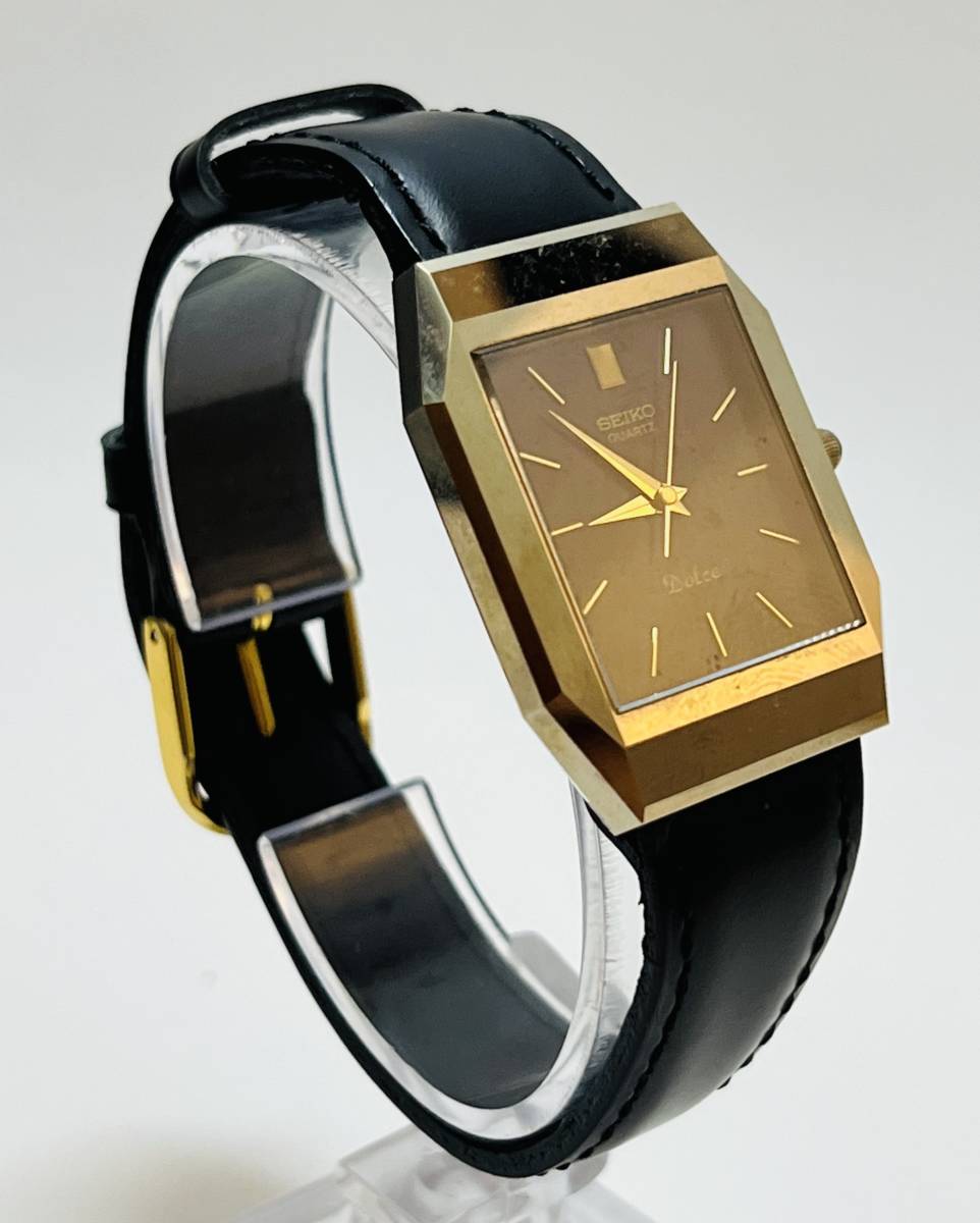 動作未確認 SEIKO セイコー ドルチェ 6030-5400 QZ 黒系文字盤 
